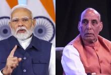 रक्षा मंत्री राजनाथ सिंह मिडिल ईस्ट तनाव और भारत की सुरक्षा व्यवस्था पर उच्चस्तरीय बैठक करते हुए।