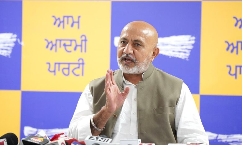 मान सरकार ने पंजाब पुलिस को गैंगस्टरों पर शिकंजा कसने के लिए किया और मजबूत:बलतेज पन्नू
