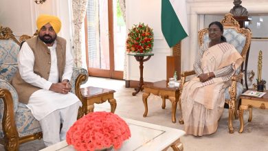 पंजाब के मुख्यमंत्री भगवंत सिंह मान ने राष्ट्रपति से की मुलाकात, 'पंजाब के गद्दार' राज्यसभा सदस्यों की सदस्यता रद्द करने की मांग की