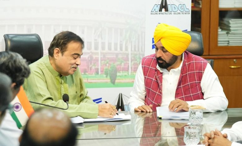 मुख्यमंत्री भगवंत सिंह मान के प्रयासों को मिली सफलता, पंजाब में लंबे समय से लटके ओवरब्रिजों और राजमार्गों के कार्यों को पूरा करने का रास्ता हुआ आसान