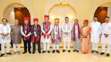 सीएम भजनलाल जयपुर बैठक में विधानसभा समिति प्रणाली समीक्षा के दौरान विभिन्न राज्यों के विधानसभा अध्यक्षों का स्वागत करते हुए
