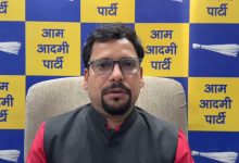 NEET 2026 Paper Leak: "मेहनत बच्चों की, मलाई माफिया की" – संजीव झा ने सरकार और NTA को घेरा