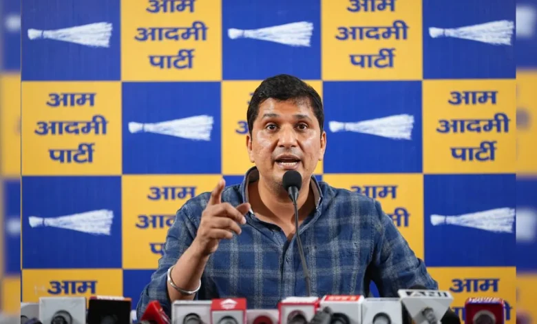 विवेक विहार अग्निकांड: सौरभ भारद्वाज ने सरकार पर लगाए गंभीर आरोप, पीड़ितों पर दोष मढ़ने का दावा