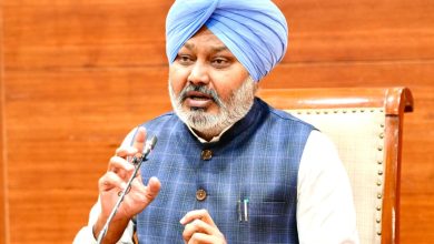 हरपाल सिंह चीमा PAU की IIRF रैंकिंग उपलब्धि पर बधाई देते हुए