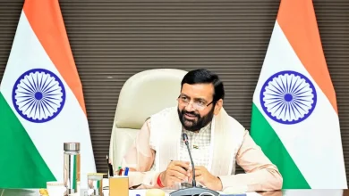 हरियाणा विजन 2047 बैठक में मुख्यमंत्री नायब सिंह सैनी अधिकारियों के साथ विकास रोडमैप पर चर्चा करते हुए