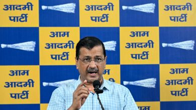 अरविंद केजरीवाल पंजाब में ED छापेमारी विवाद पर बयान देते हुए