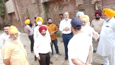 AAP नेता बलबीर सिंह पटियाला क्षेत्रों का निरीक्षण करते हुए