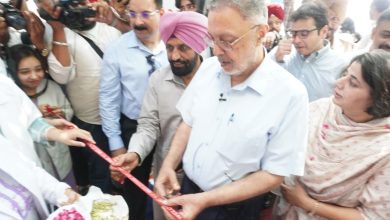स्वास्थ्य मंत्री डॉ. बलबीर सिंह लुधियाना सिविल अस्पताल में मेटाडोन क्लिनिक का उद्घाटन करते हुए।