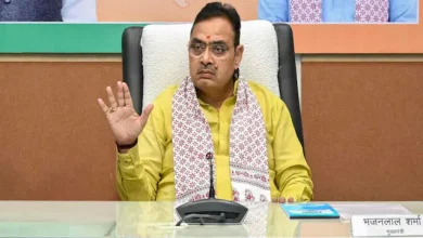 सीएम भजनलाल शर्मा राजस्थान में ड्रग माफिया और अवैध वाहनों पर सख्त कार्रवाई के निर्देश देते हुए