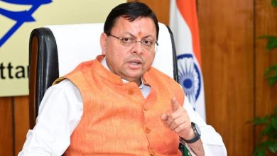उत्तराखंड मुख्यमंत्री पुष्कर सिंह धामी लखनऊ अग्निकांड पर शोक व्यक्त करते हुए और भवन सुरक्षा ऑडिट के निर्देश देते हुए।