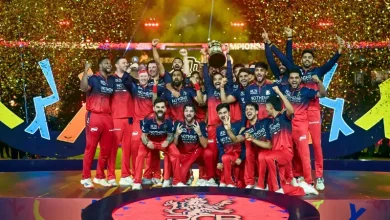 IPL 2027 शेड्यूल क्रिकेट स्टेडियम में मैच खेलते खिलाड़ी