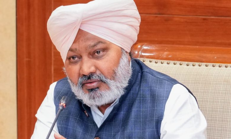भाजपा की धूरी रैली पर हरपाल चीमा का तंज- सीएम नायब सैनी जनता को नहीं, खाली कुर्सियों को भाषण देकर लौटे