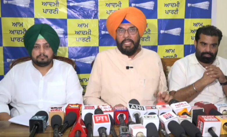 विधायक कुलदीप धालीवाल ने भगवंत मान सरकार की उपलब्धियों को रखा जनता के सामने, कहा- पंजाब अब विकास के नए रास्ते पर आगे बढ़ रहा है