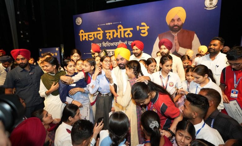 हम पंजाब को देश का अग्रणी शिक्षा केंद्र बनाएंगे, हमारे बच्चों को कनाडा या ऑस्ट्रेलिया की ओर देखने की जरूरत नहीं रहेगी: मुख्यमंत्री भगवंत सिंह मान