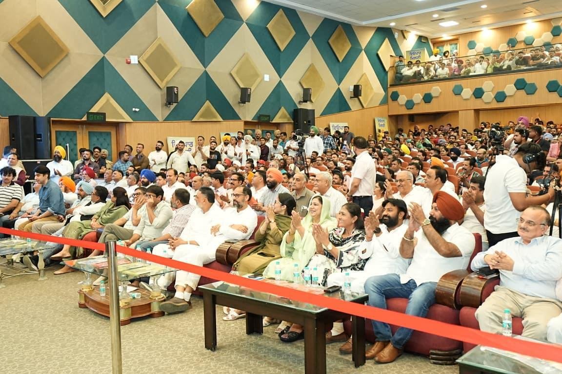 भगवंत मान सरकार व्यापारियों, दुकानदारों और कारोबारियों की मदद के लिए हमेशा प्रतिबद्ध: अरविंद केजरीवाल 2 भगवंत मान सरकार व्यापारियों, दुकानदारों और कारोबारियों की मदद के लिए हमेशा प्रतिबद्ध: अरविंद केजरीवाल