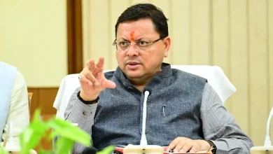 मुख्यमंत्री पुष्कर सिंह धामी उत्तराखंड में स्वास्थ्य योजना के तहत मुफ्त पैथोलॉजिकल टेस्ट योजना की घोषणा करते हुए