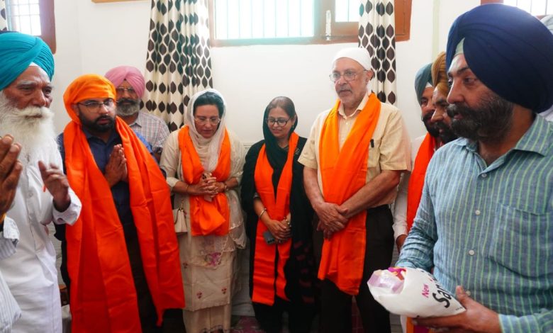 अर्बन प्राइमरी हेल्थ सेंटर आनंद नगर बी में स्वास्थ्य सेवाओं को लेकर जागरूकता अभियान