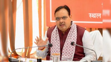 मुख्यमंत्री भजनलाल शर्मा राजस्थान शिक्षा अभियान और पाठ्यपुस्तक वितरण की जानकारी देते हुए