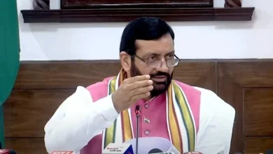 मुख्यमंत्री नायब सिंह सैनी स्वच्छ हरियाणा समीक्षा बैठक में अधिकारियों के साथ