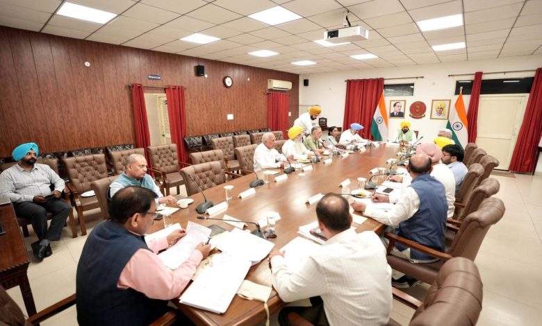 मुख्यमंत्री भगवंत सिंह मान के नेतृत्व वाली कैबिनेट द्वारा पंजाब भर की अनधिकृत कॉलोनियों को नियमित करने से संबंधित संशोधन को मंजूरी