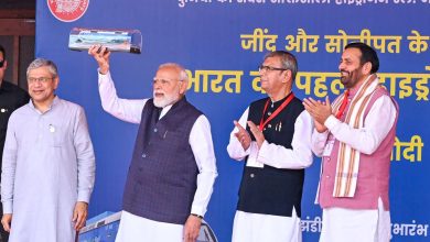 प्रधानमंत्री नरेंद्र मोदी ने हरियाणा से दुनिया की सबसे लंबी हाइड्रोजन ट्रेन को हरी झंडी दिखाई, साथ में मुख्यमंत्री नायब सिंह सैनी