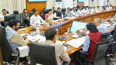 हरियाणा मुख्यमंत्री नायब सिंह सैनी राखीगढ़ी साइट म्यूजियम और इंटरप्रिटेशन सेंटर की समीक्षा बैठक करते हुए।