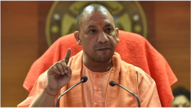 उत्तर प्रदेश मुख्यमंत्री योगी आदित्यनाथ प्रशासनिक फेरबदल PCS अधिकारियों के तबादले