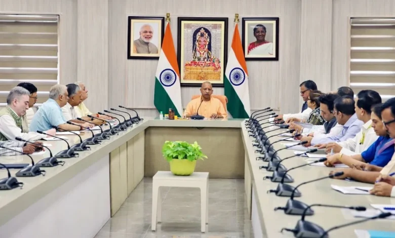 उत्तर प्रदेश में 15 आईपीएस अधिकारियों के तबादले की सूची जारी, योगी सरकार का प्रशासनिक फेरबदल
