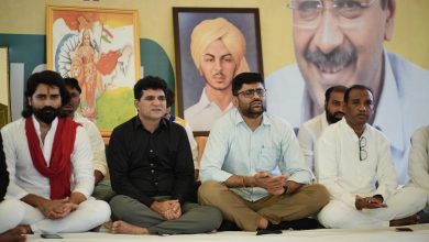 गांधीनगर AAP किसान उपवास कार्यक्रम इसुदान गढ़वी गोपाल इटालिया प्रवीण राम किसान आंदोलन गुजरात