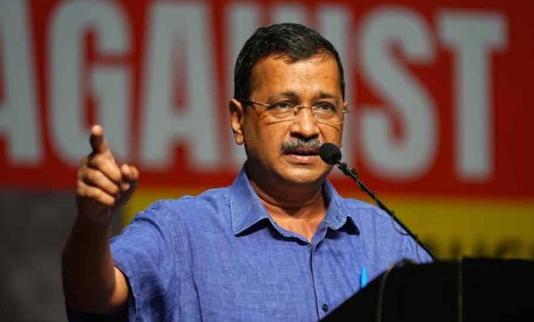 मोदी सरकार के दबाव में पेपर लीक और ई-20 के खिलाफ उठ रही आवाज को दबा रहा मेटा- केजरीवाल