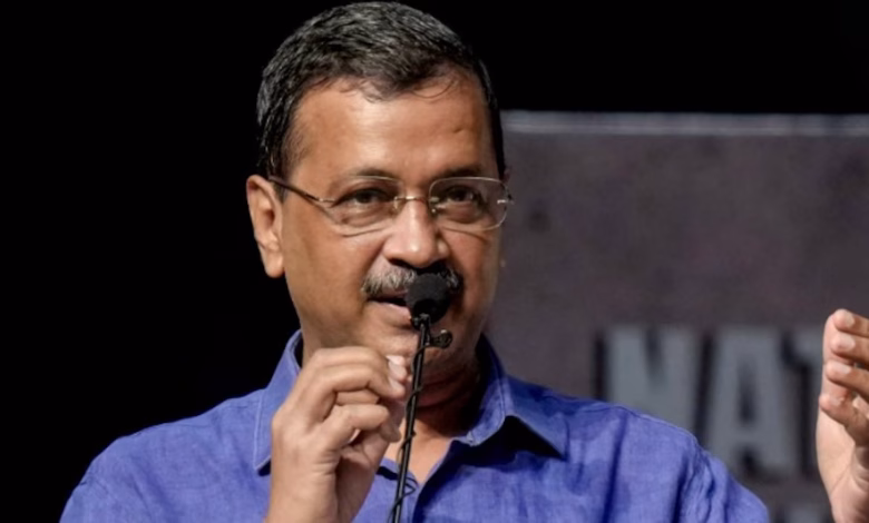 एथेनॉल नीति के विरोध में प्रधानमंत्री आवास तक मार्च का ऐलान करते अरविंद केजरीवाल