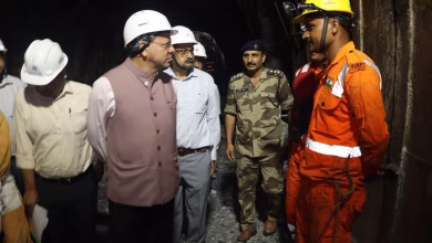 चमोली टनल हादसे के बाद घटनास्थल का जायजा लेते CM पुष्कर सिंह धामी