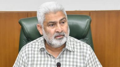 लाल चंद कटारूचक धान खरीद की तैयारियों की जानकारी देते हुए