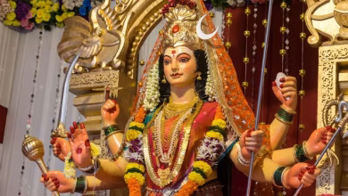 शारदीय नवरात्रि 2026 में मां दुर्गा की पूजा