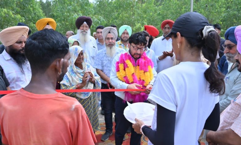 रवजोत सिंह ने सिंगरीवाल में नए खेल मैदान का उद्घाटन किया