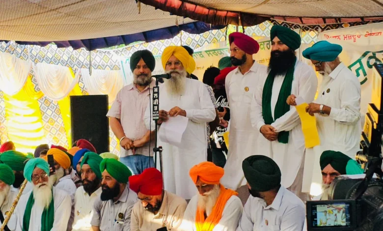 भगवंत मान सरकार द्वारा लिखित भरोसे के बाद किसानों ने चंडीगढ़-मोहाली सीमा पर चल रहा धरना समाप्त किया