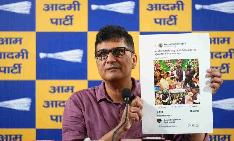 सौरभ भारद्वाज प्रवेश वर्मा और अमरजीत सिंह बब्बू मामले पर प्रेस कॉन्फ्रेंस में