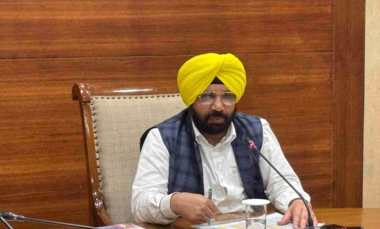हरभजन सिंह ईटीओ ने बाबा साहेब अंबेडकर की प्रतिमा से छेड़छाड़ पर कार्रवाई की मांग की