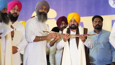 गुरप्रीत सिंह सेखों हजारों समर्थकों के साथ आप में शामिल