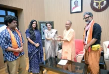 मुख्यमंत्री योगी आदित्यनाथ से मुलाकात करती ‘हनुमान अंश’ फिल्म की टीम