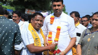 चैतर वसावा के समर्थन में आदिवासी न्याय यात्रा के दौरान शकुंतलाबेन वसावा