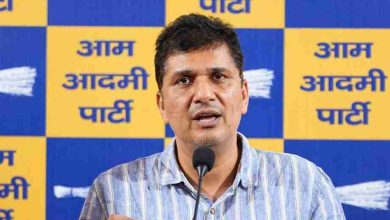 ‘वोट चोरी’ के खिलाफ प्रदर्शन को लेकर जानकारी देते AAP नेता सौरभ भारद्वाज