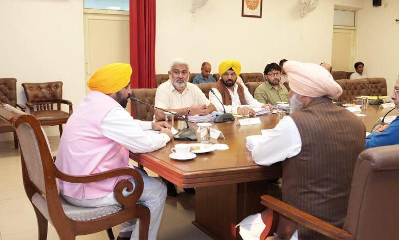 मुख्यमंत्री भगवंत सिंह मान के नेतृत्व में पंजाब मंत्रिमंडल ने योजनाबद्ध और टिकाऊ विकास के लिए 'रणजीतगढ़ डेवलपमेंट अथॉरिटी बिल, 2026' को दी हरी झंडी