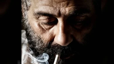 फिल्म ‘सूर्या: अंत से आरंभ तक’ के मोशन पोस्टर में दमदार और गंभीर लुक में नजर आते सनी देओल।