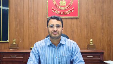 'युद्ध नशेआं विरुद्ध' के तहत, बरनाला के डीसी हरप्रीत सिंह ने धिलवां में नशे के हॉटस्पॉट खत्म कर बच्चों के खेल मैदान और पार्क के निर्माण के निर्देश दिए