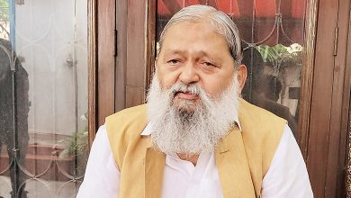 ऊर्जा मंत्री अनिल विज विपक्ष के प्रदर्शन पर प्रतिक्रिया देते हुए